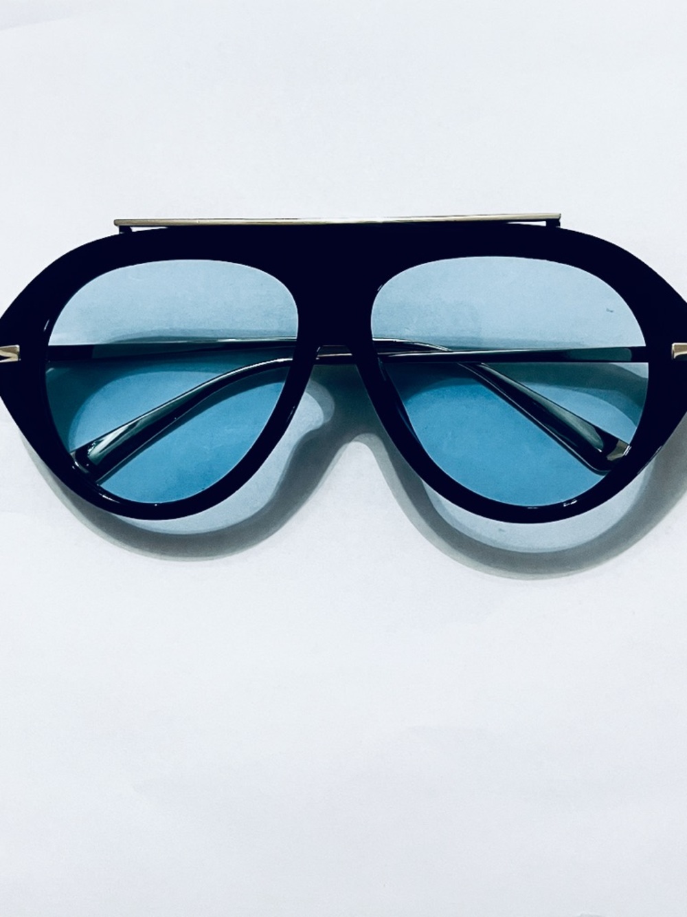 🔥🔥🆕Stylish Oversized Deep Dark Burgundy Sunglasses blue lens